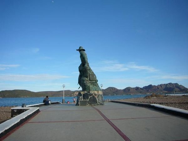 fisherman statue - Guaymas