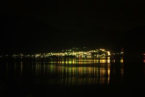 Lago Atitlan in de avond