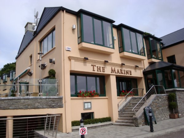 Marine Hotel in Glandore