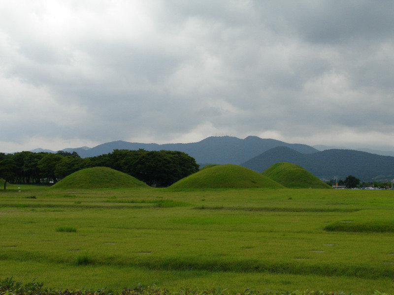 Tumuli - Tombs in Gyeongju