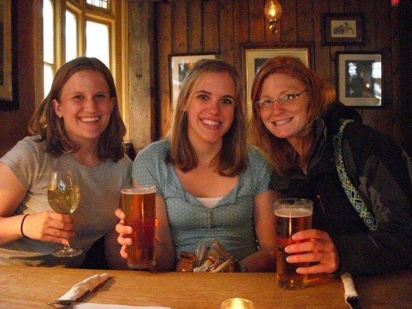 girls at the pub the first night