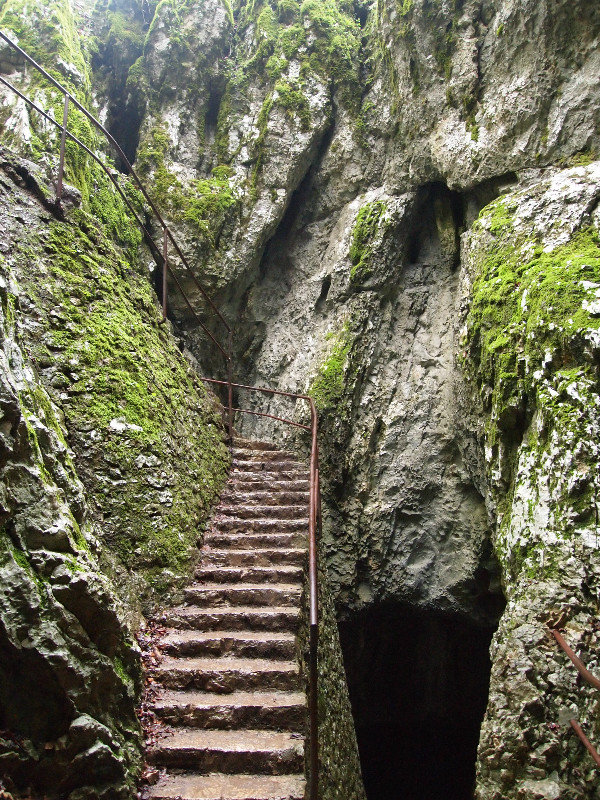 Climbing through caverns