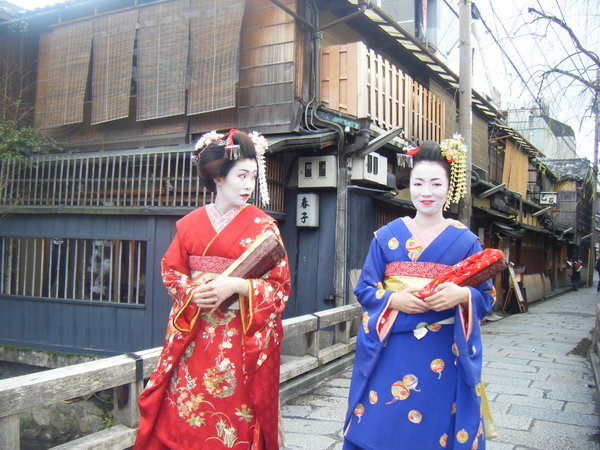 Two Geisha in Gion