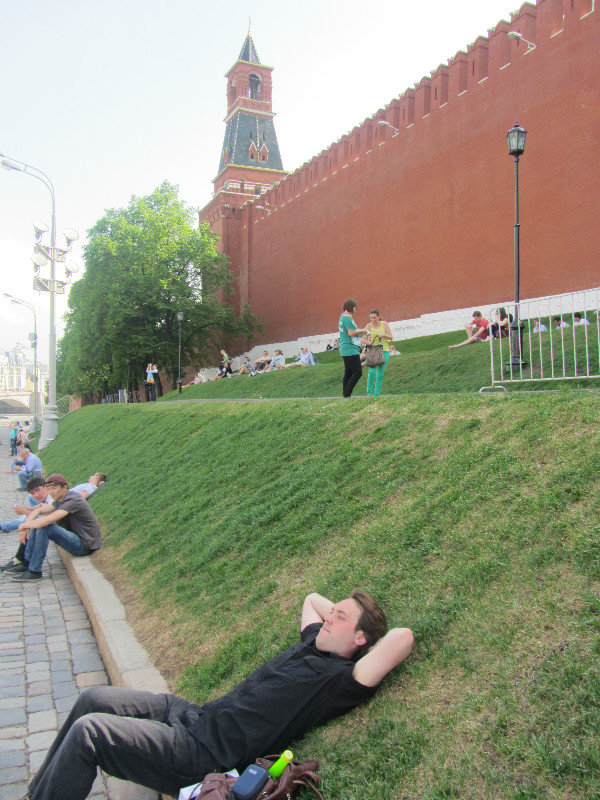 Resting under the walls of the Kremlin