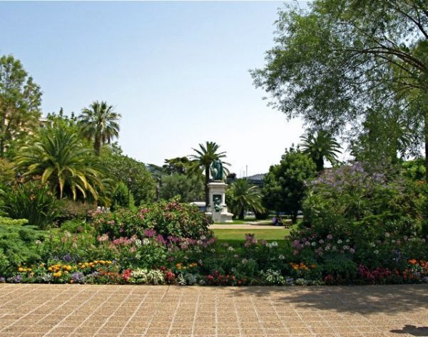 Gardens in Nice