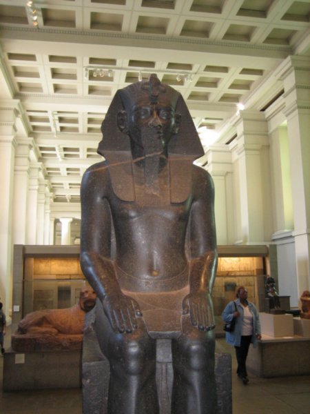 Statue: Egyptian