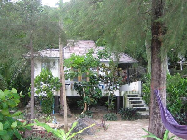 The treehouse on Koh Phan Ngan that I made them stay in