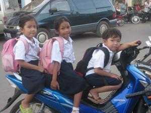 Cambodian Sweethearts