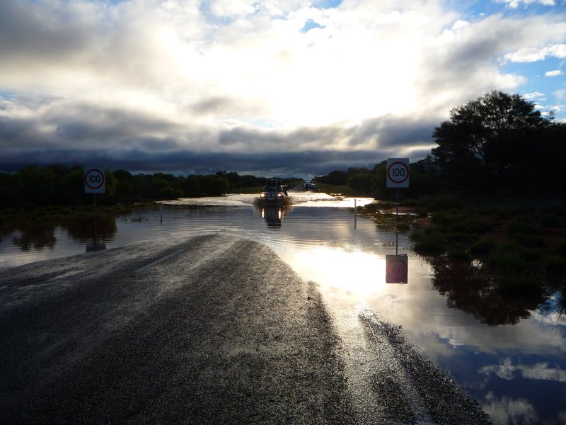 Straßenüberflutung im Northern Territory