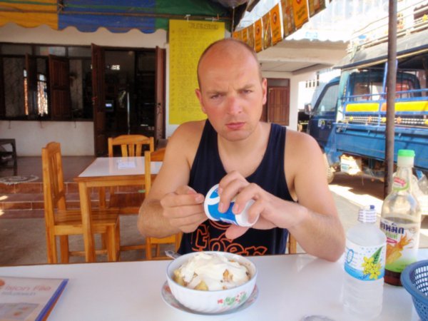 Ross' favourite travelling breakfast - Muesli, Fruit and Yoghurt