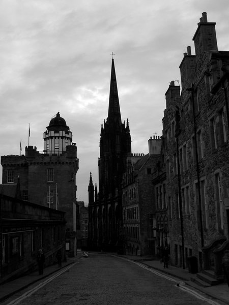 Beginning of The Royal Mile