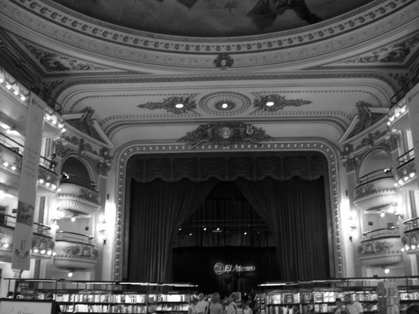 El-Ateneo Bookstore