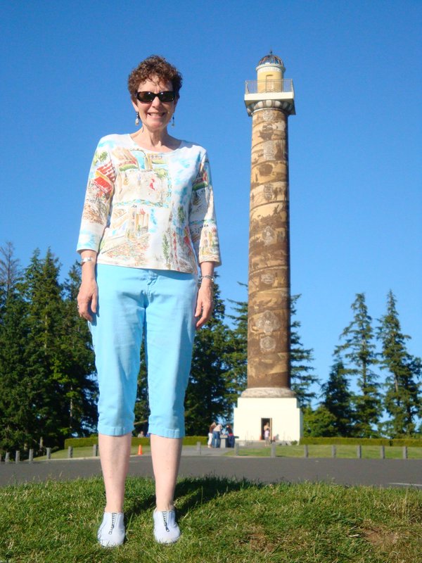 My Mom’s a giant!!!! At the Astoria Column