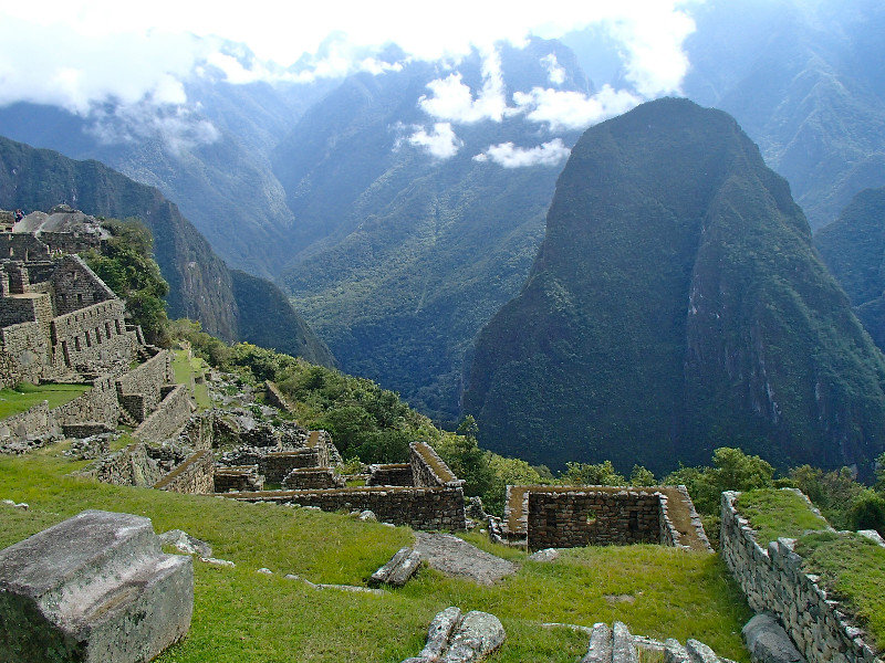 Meandering in Machu Picchu