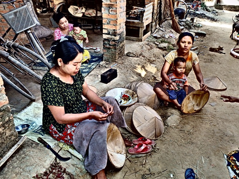 Hat making in Mon village
