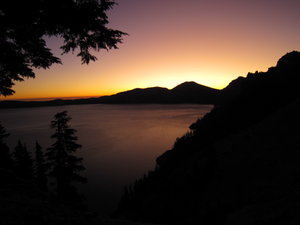 Sunrise, Crater Lake