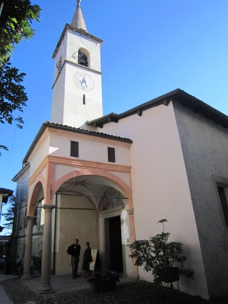 San Vittore Church on Isola dei Pescatori