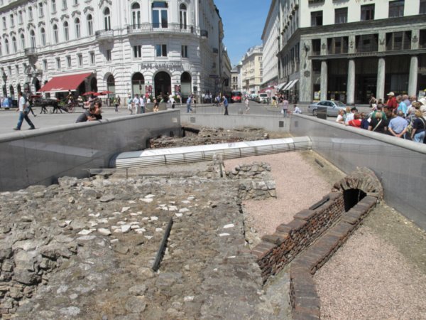 Roman ruins in middle of Vienna streets