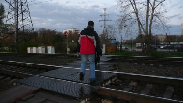 Safety 1st when crossing railway tracks!!