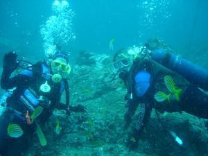 Sarah and Nancy reunited underwater