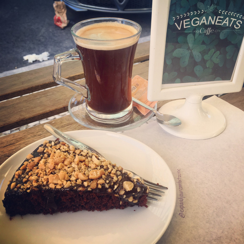 Vegan Eats Cafe