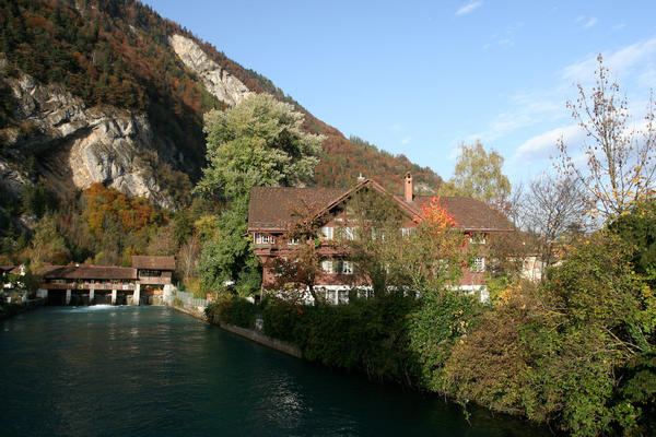 Dam(n) Interlaken