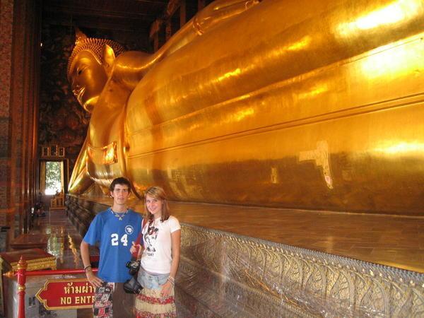 that giant reclining buddha and ussss...