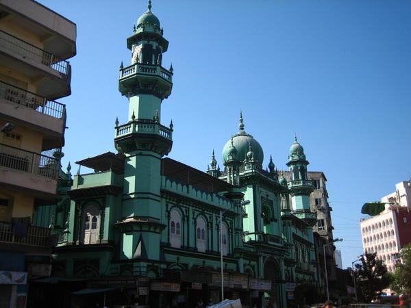 one very cool green mosque in the chor bazzar area...