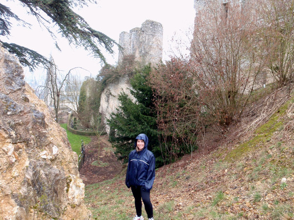 Exploring the Ruins in Vendome