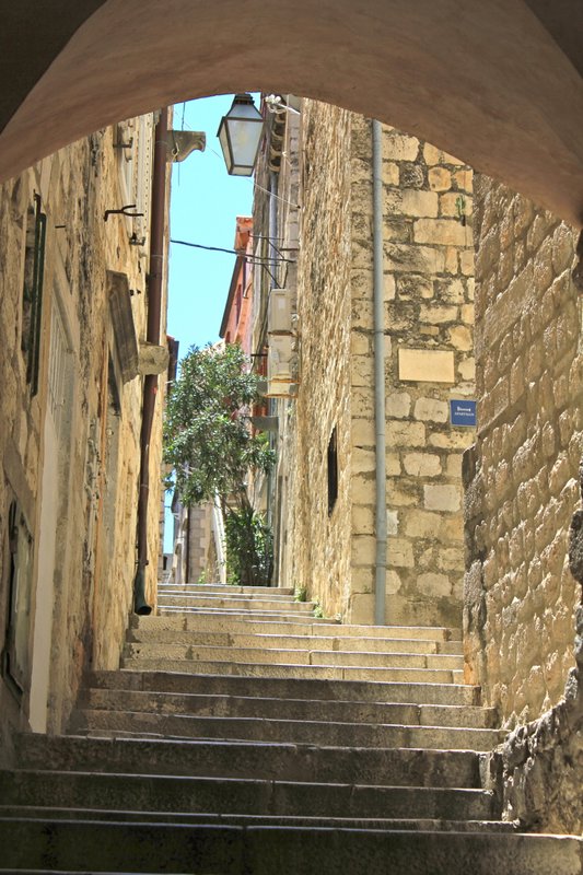 18 Exploring Old Dubrovnik