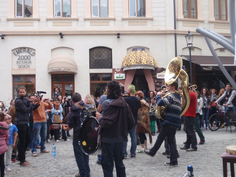 Lemon Bucket Orchestra playing in the streets of the Historic Centre