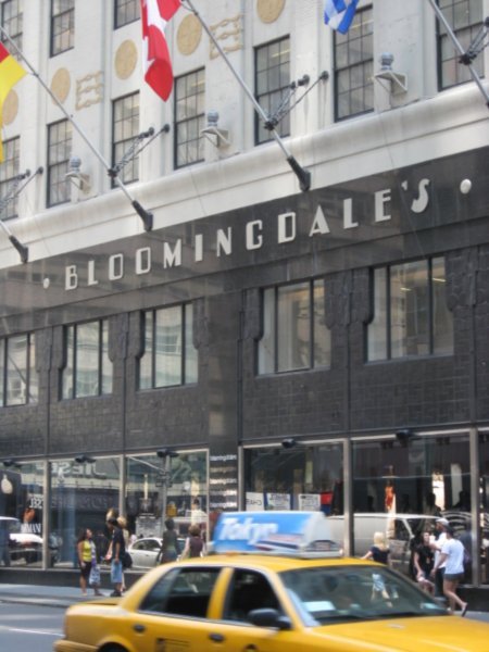 Bloomingdales - Where kim bought her Juicy Couture purse.