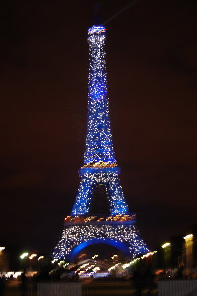 The Eiffel Sparkler