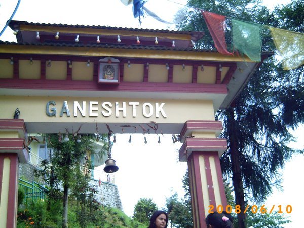 Ganesh Tok
