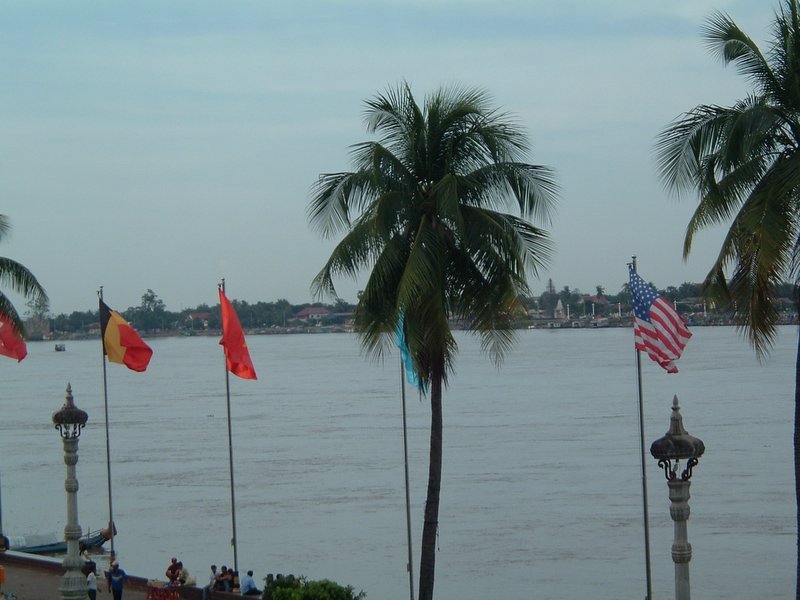 the Mekong runs through it