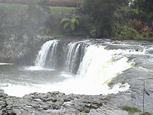 Haruru Falls3