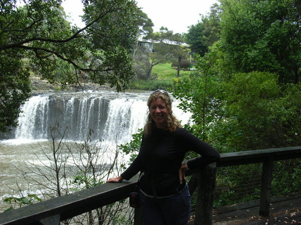 Haruru Falls