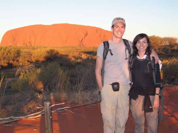Outback - Sonnenuntergang am Uluru
