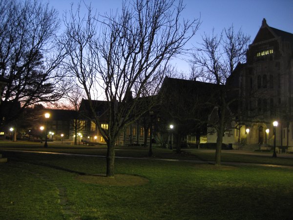 Campus im Morgengrauen