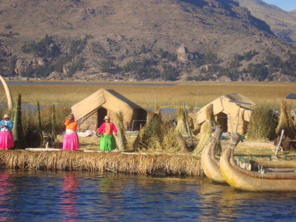 The Floating Islands of the Uros!