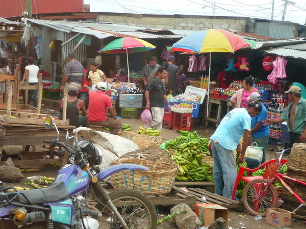 Mercado in Masaya, Nicaragua.