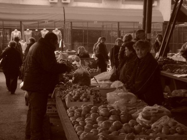 Market beneath our room - Nis