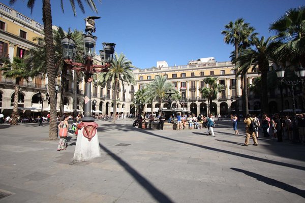 Garibaldi Plaza/Square