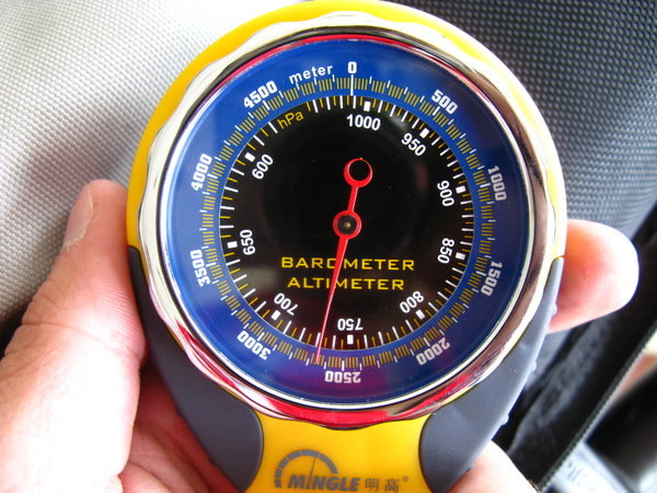 Altimeter i picked up in Golmud