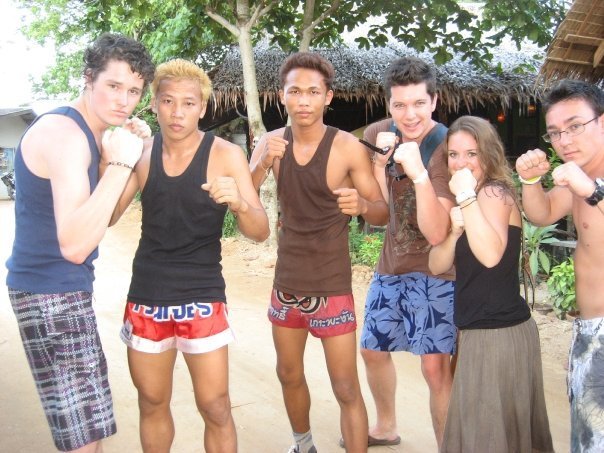 Pretended to be Muay Thai fighters with two real fighters