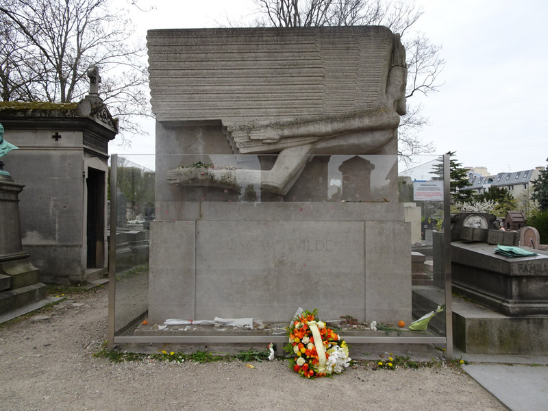 Oscar Wilde's grave
