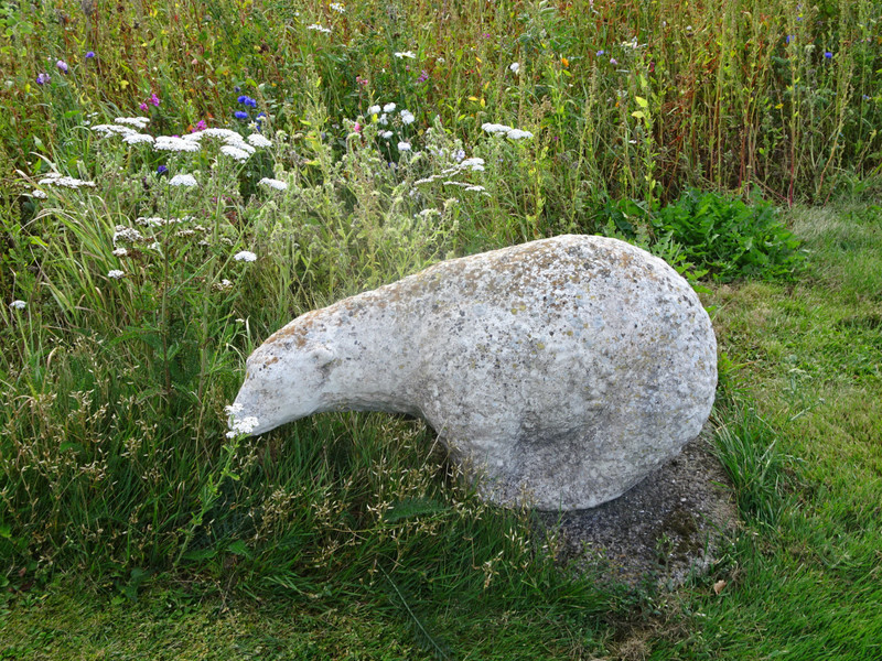 Bear sculpture