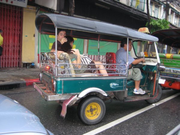 tuk tuk -- Thai autorickshaw