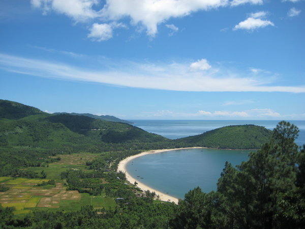 gorgeous Vietnamese coastline