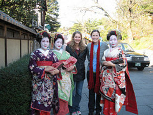 geishas!